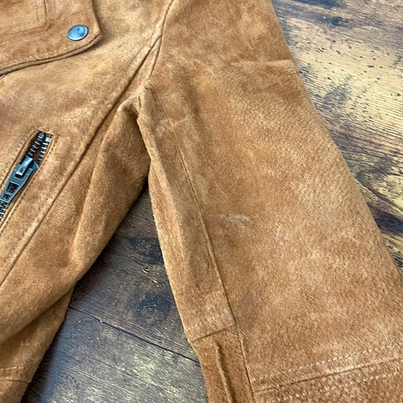BLANKNYC Women's Cropped Suede Leather Motorcycle Jacket, Light Brown, Size S - Picture 8 of 11